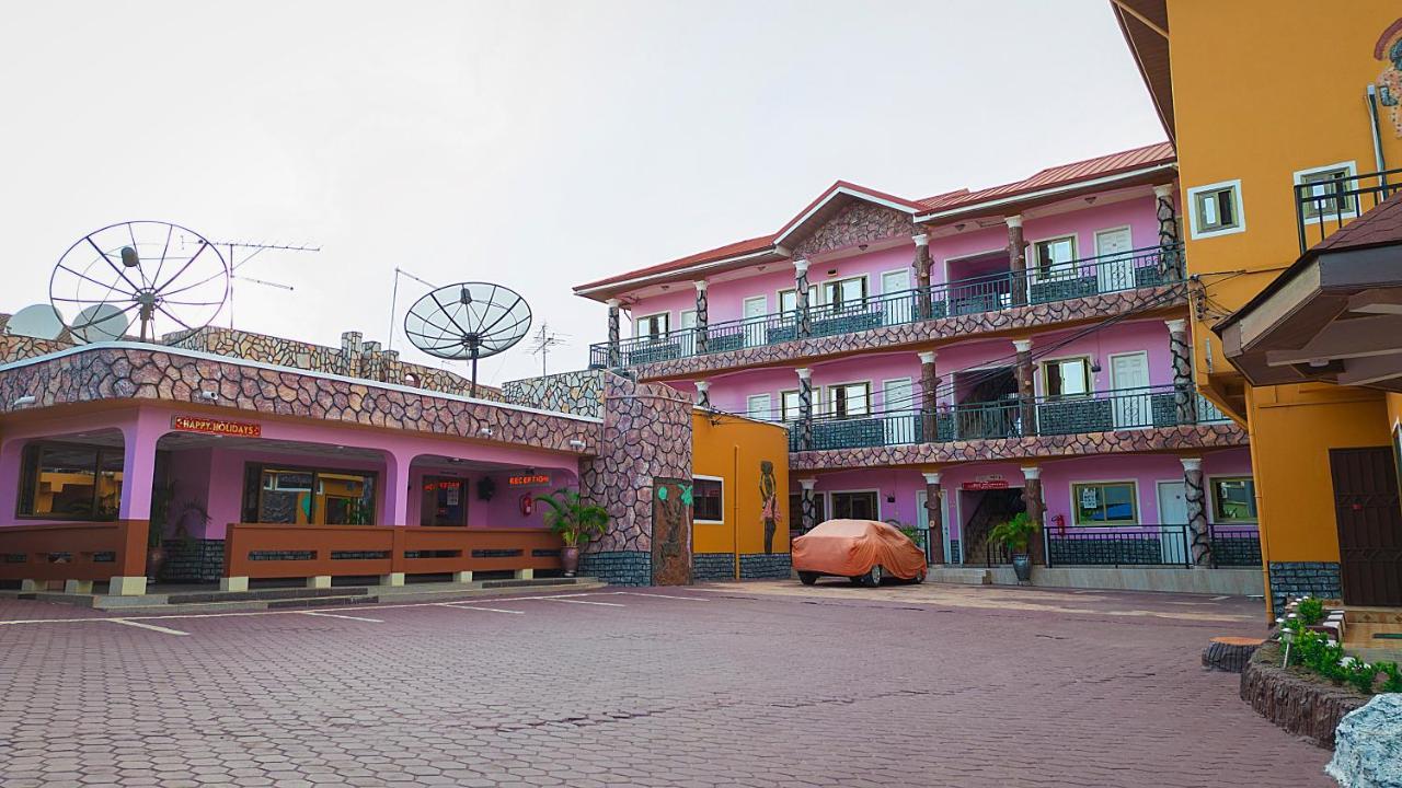 Hilton View Hotel Ogbodjo Esterno foto