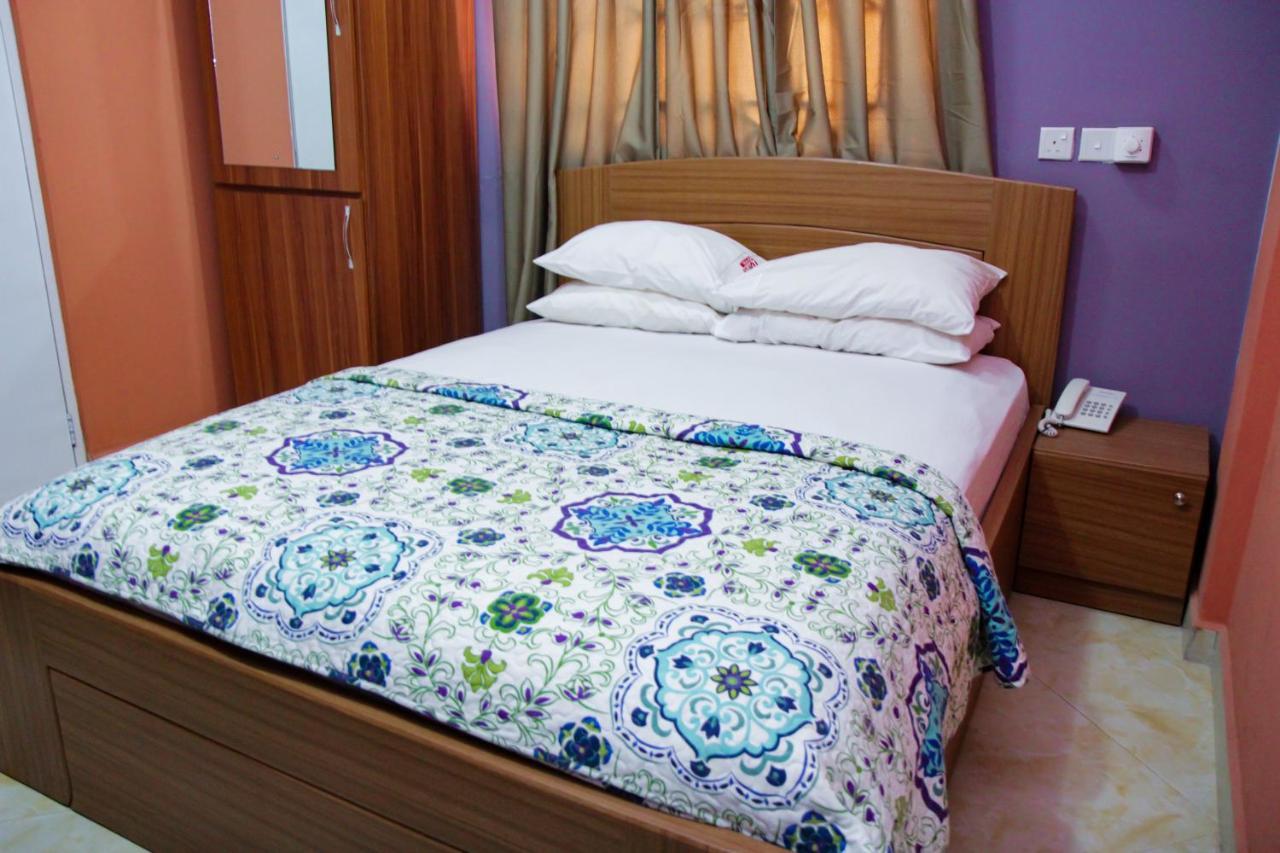Hilton View Hotel Ogbodjo Esterno foto